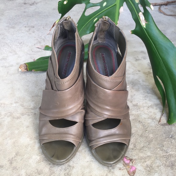 Miss Sixty Sydney Leather Booties size 37.5 - Picture 2 of 9